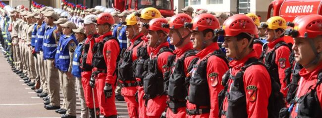 prisão disciplinar de policiais e bombeiro